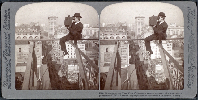 05_stereo_photographer_above_new_york_1905.jpg