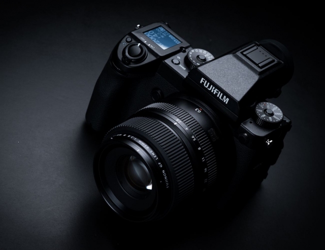 FUJIFILM-GFX-50S-01.jpg