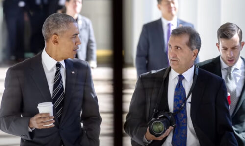 Itt a Pete Souza-film első előzetese