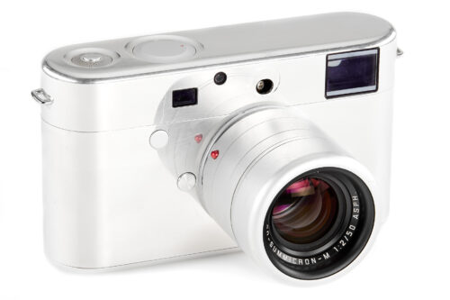 Kalapács alá kerül Jony Ive Leica prototípusa