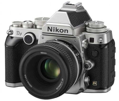 Retróköntösben jön a Nikon új Z kamerája?